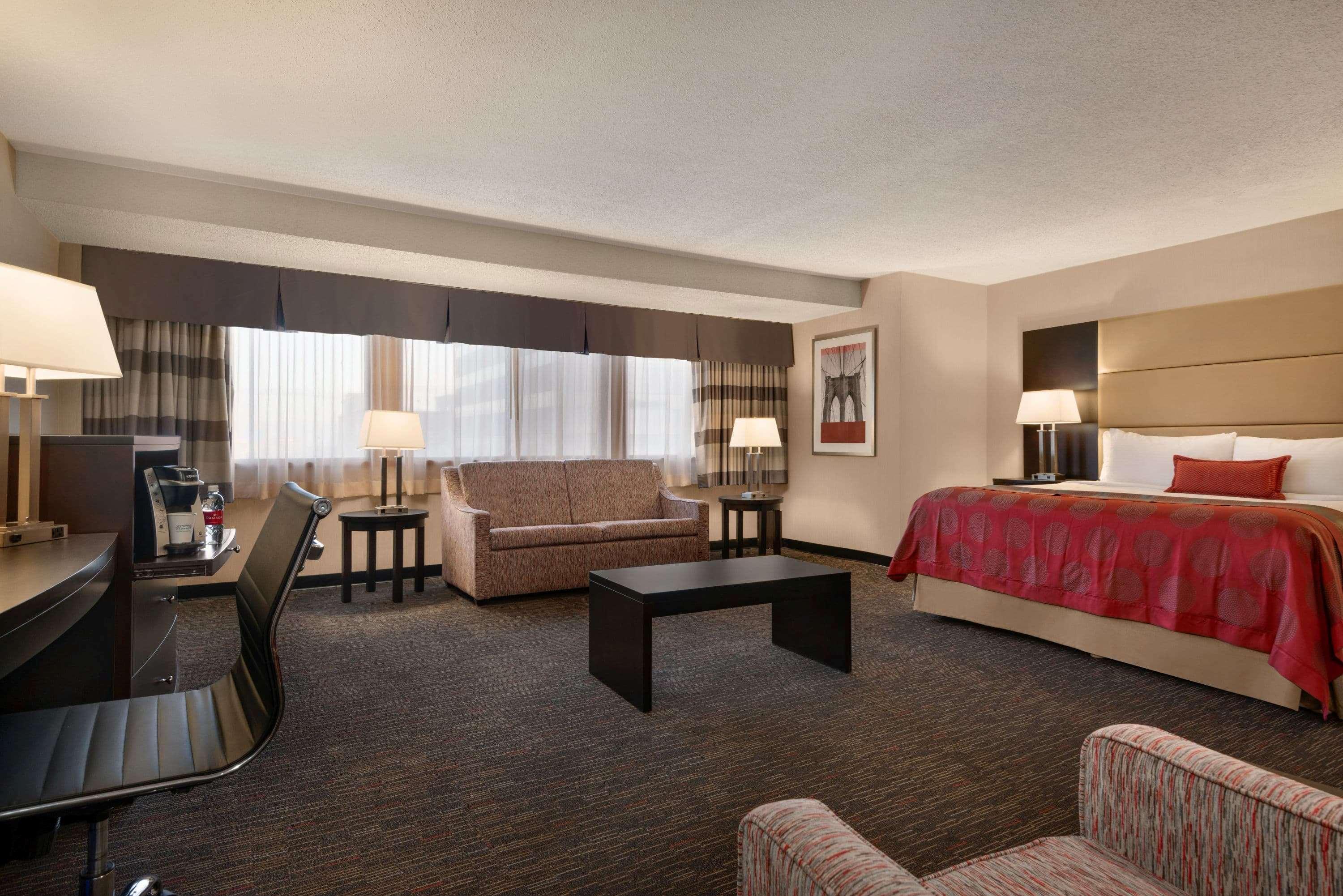 Hotel Ramada Plaza by Wyndham Regina Downtown Zewnętrze zdjęcie