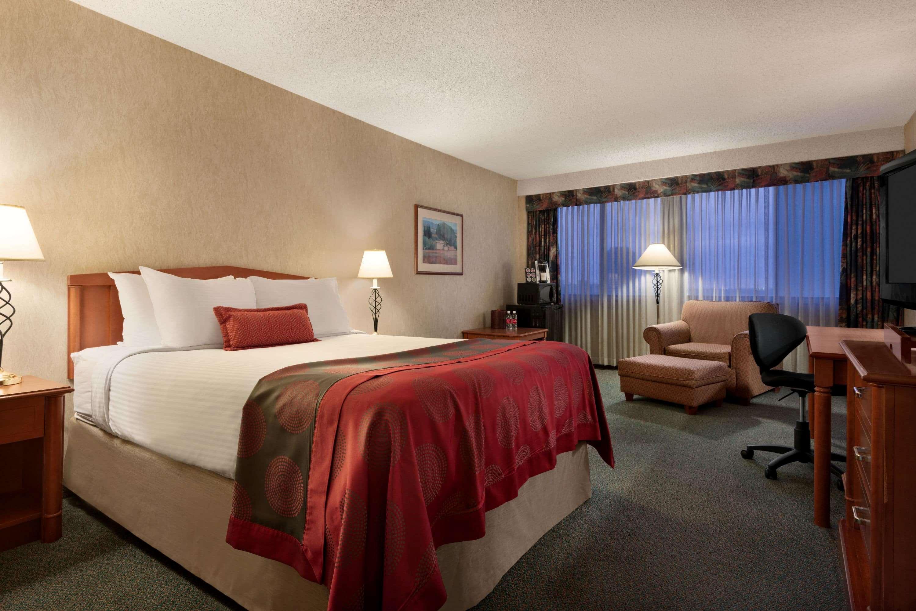Hotel Ramada Plaza by Wyndham Regina Downtown Zewnętrze zdjęcie