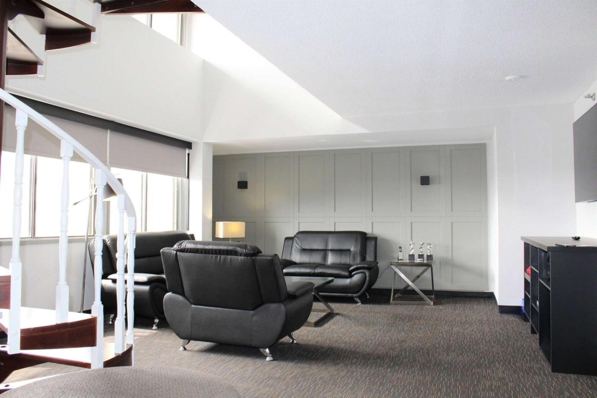 Hotel Ramada Plaza by Wyndham Regina Downtown Zewnętrze zdjęcie